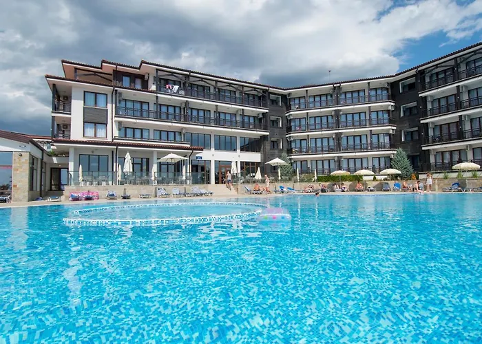 Nevis & Aqua Park Resort