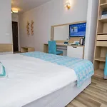 Nevis & Aqua Park Θέρετρο