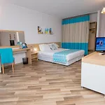 Θέρετρο Nevis & Aqua Park 4*