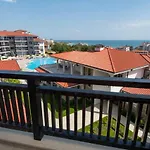 Nevis & Aqua Park Θέρετρο