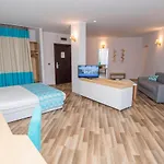 Θέρετρο Nevis & Aqua Park 4*