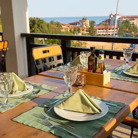 Nevis & Aqua Park Complex 4*