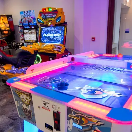 Nevis & Aqua Park 4* Sunny Beach