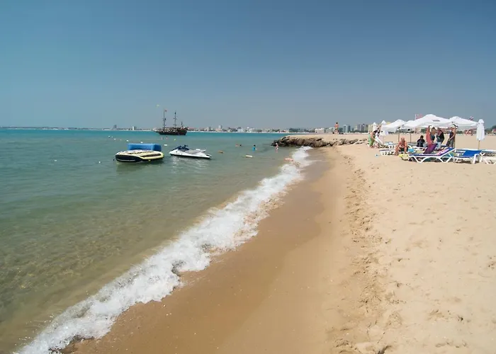 Nevis & Aqua Park 4* Sunny Beach