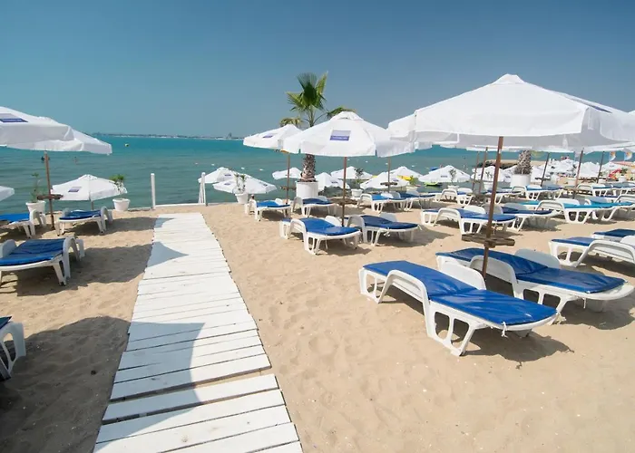 Nevis & Aqua Park Feriested 4*