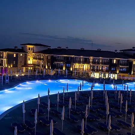 Nevis & Aqua Park 4*