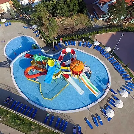 Resort Nevis & Aqua Park Sunny Beach