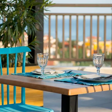Nevis & Aqua Park ساني بيتش