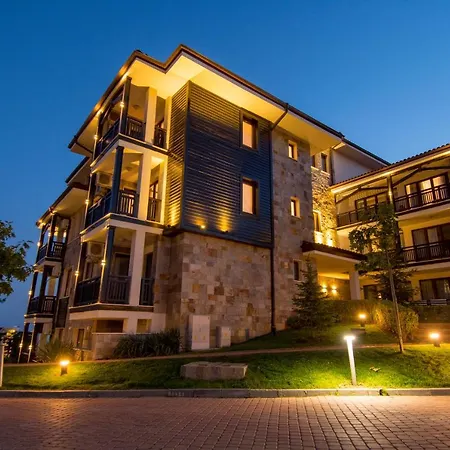 Nevis & Aqua Park サニービーチ