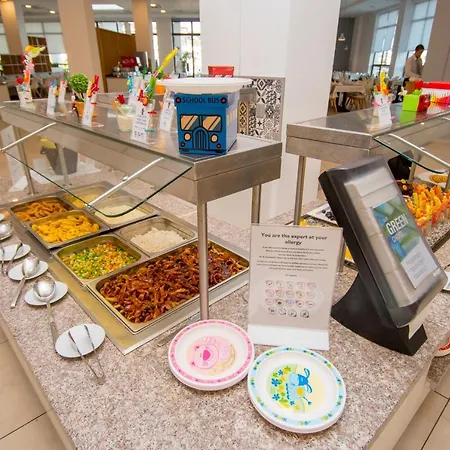 リゾート Nevis & Aqua Park 4*