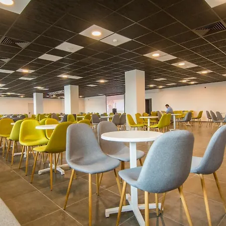 Nevis & Aqua Park リゾート サニービーチ