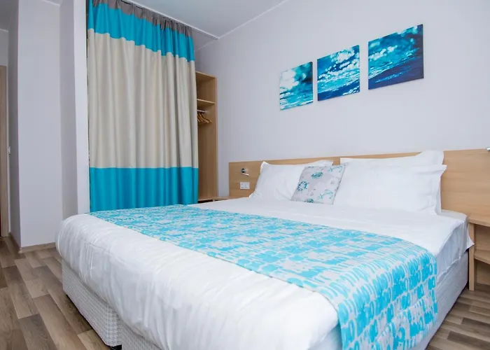 Nevis & Aqua Park Курортный комплекс Солнечный берег