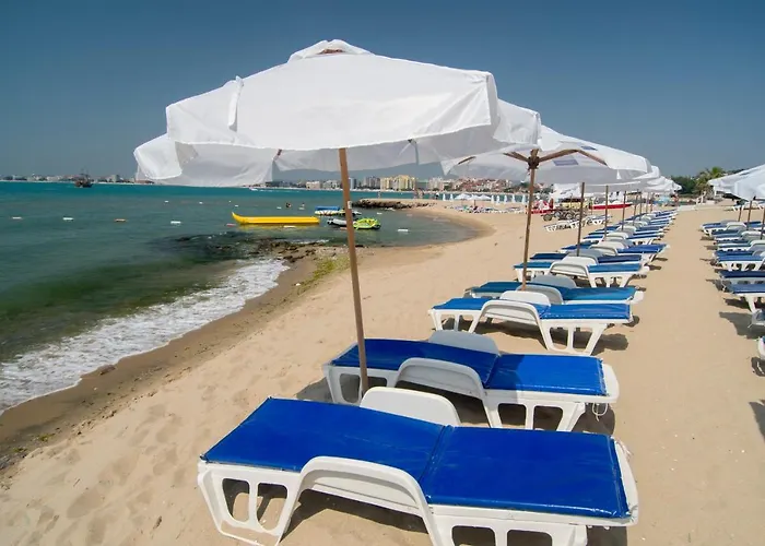 אתר נופש Nevis & Aqua Park