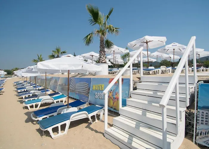 Nevis & Aqua Park Солнечный берег