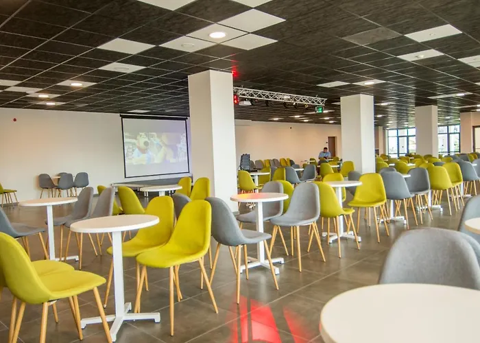 Nevis & Aqua Park Курортный комплекс Солнечный берег