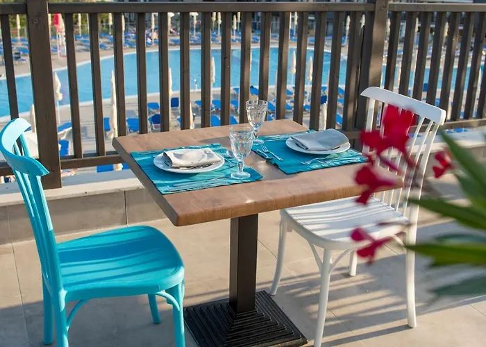 리조트 Nevis & Aqua Park 4*