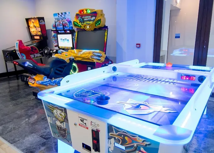 Nevis & Aqua Park 4* 써니비치